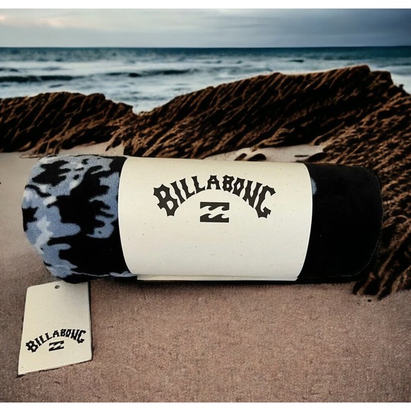 Billabong Palmer Swim Surf Beach Towel 63x31.5 Tropical Pattern Fast Shipping - Picture 7 of 12